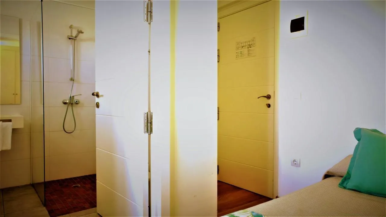Hotel Ayamontino 푼타움브리아