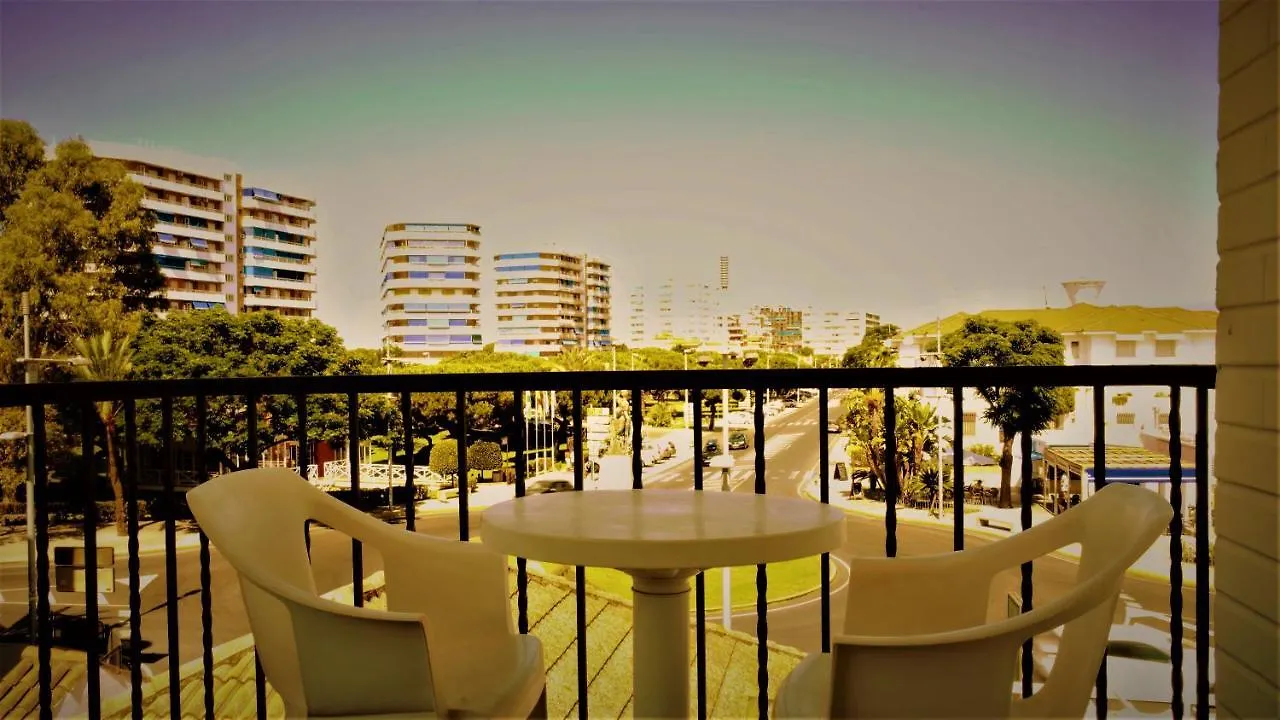 **  Hotel Ayamontino 푼타움브리아 스페인