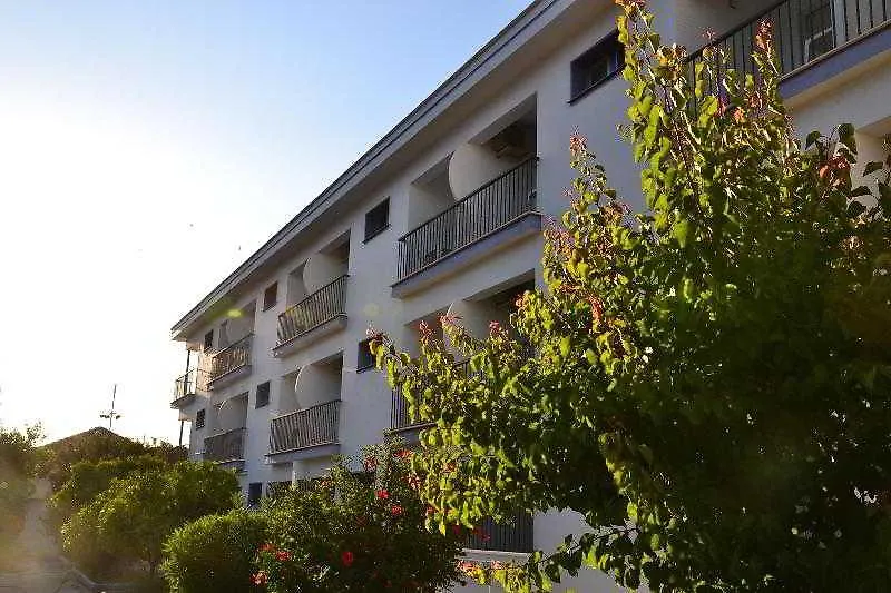 Hotel Ayamontino 푼타움브리아 2*,  스페인