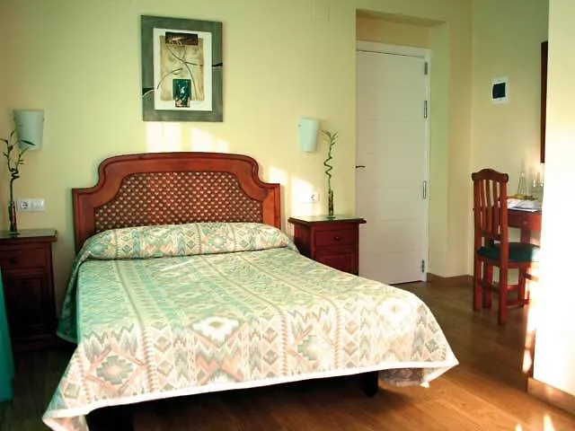 Hotel Ayamontino 푼타움브리아
